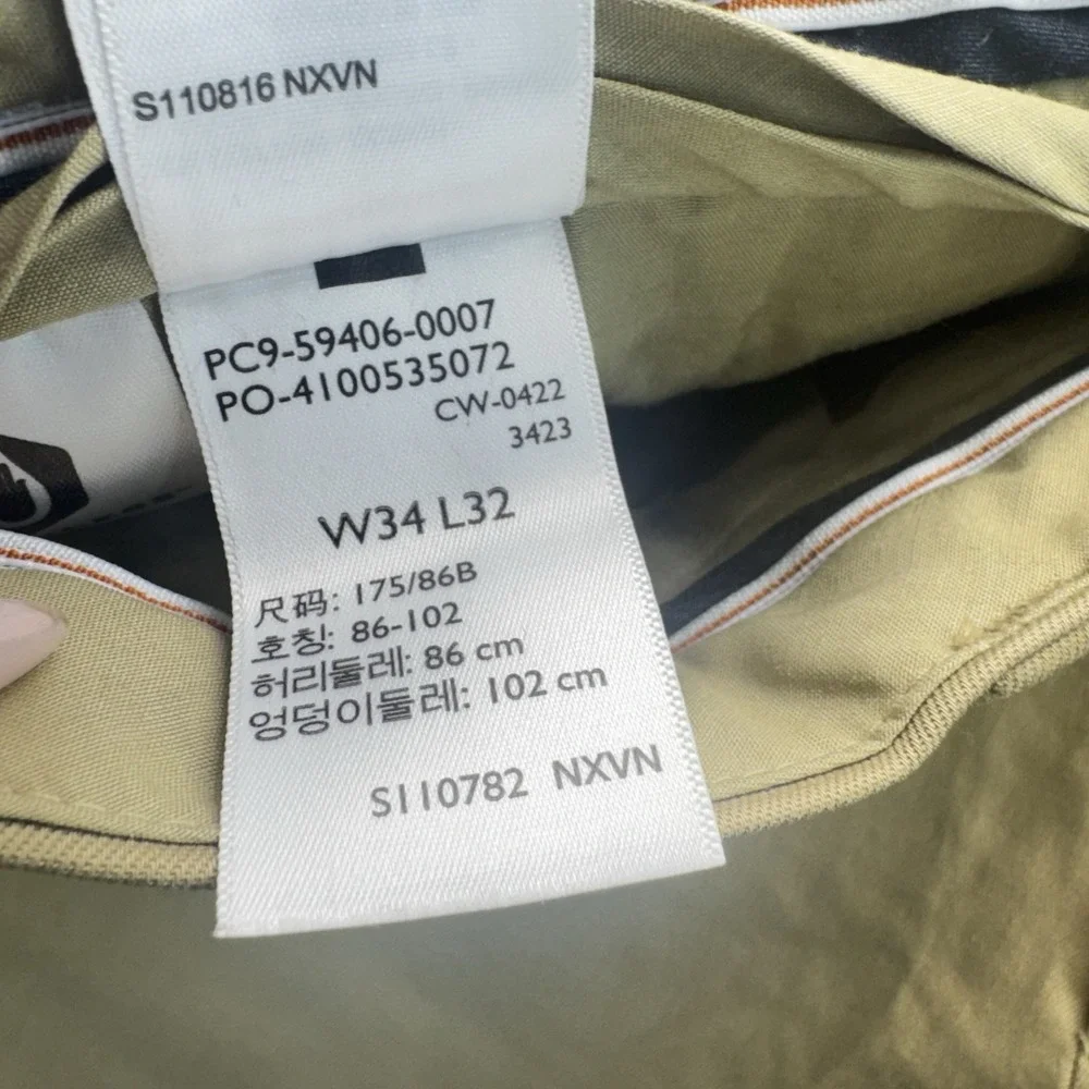 Dockers Men's Comfort Khaki Flex Comfort Pants Relaxed Flat Front 34 X 32